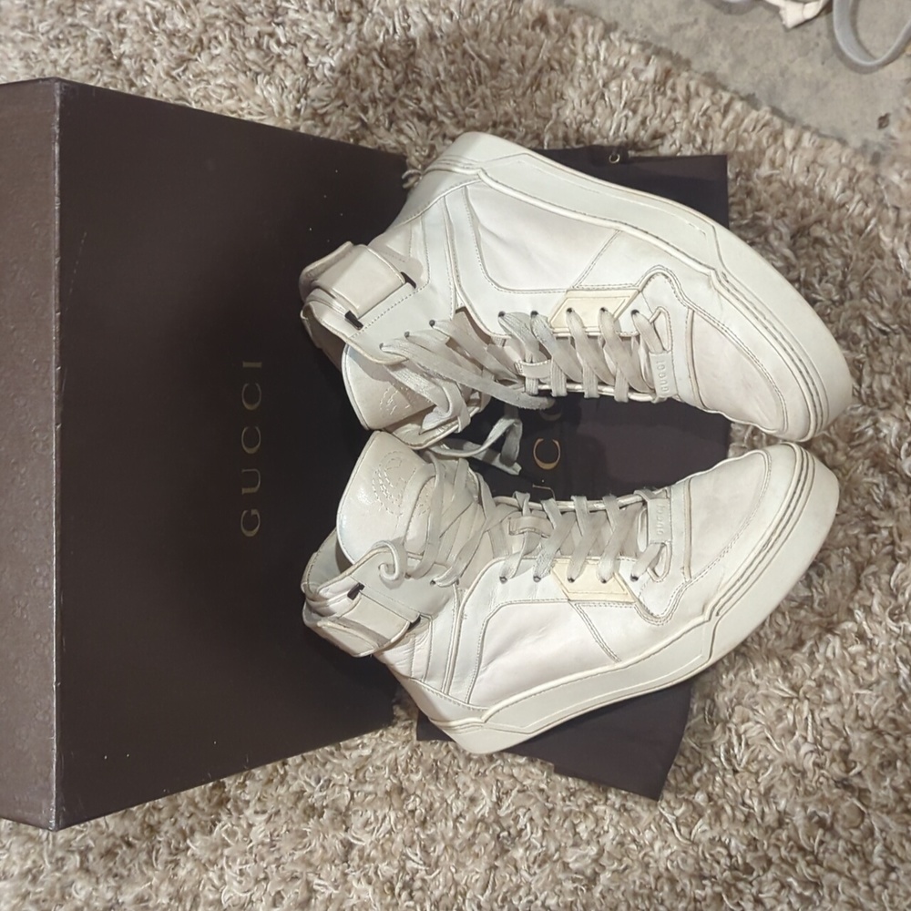 Size 8 Mens Gucci High Tops